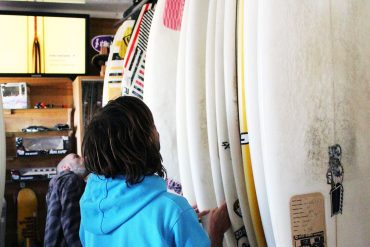 Ultimate Surfboard Type Guide: Shortboards, Longboards, Eggs, Alaias, Hybrids, Step Ups and everything in between