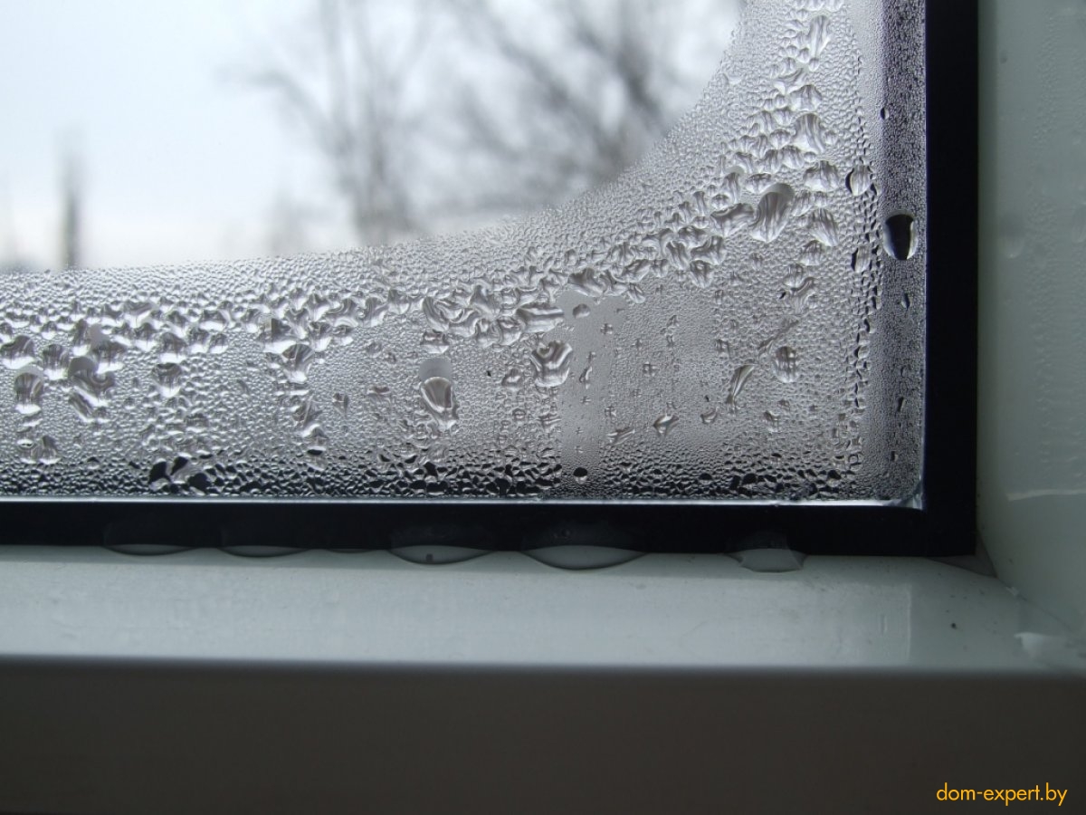7 простых советов: как избежать появления на окнах конденсата и обледенения