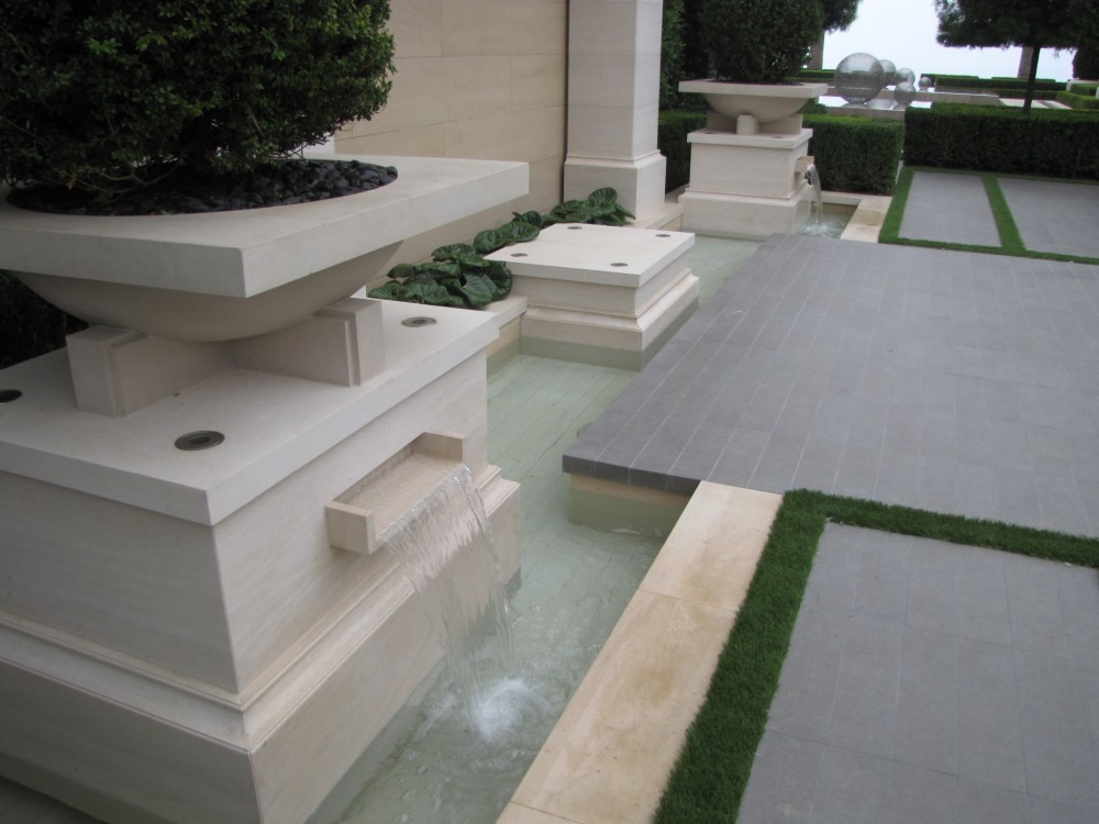 To ensure a longlasting limestone installation, architects must specify the requirements for movement joint design and placement, along with the correct type of sealant for fi lling those joints.